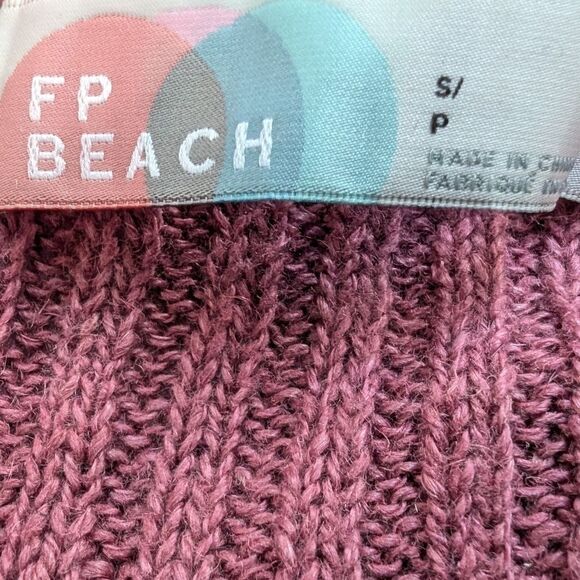 Free people berry Red 💯 linen faux wrap top size S - Picture 5 of 6